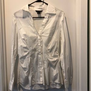 Ruffled fitted blouse